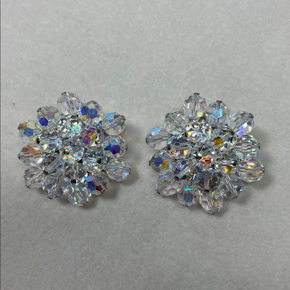 Sparkling Crystal Flower Earrings